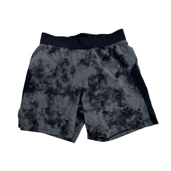 Men’s Under armor athletic shorts size large - Picture 1 of 2
